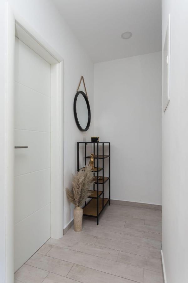 Bloom Apartment Split Buitenkant foto