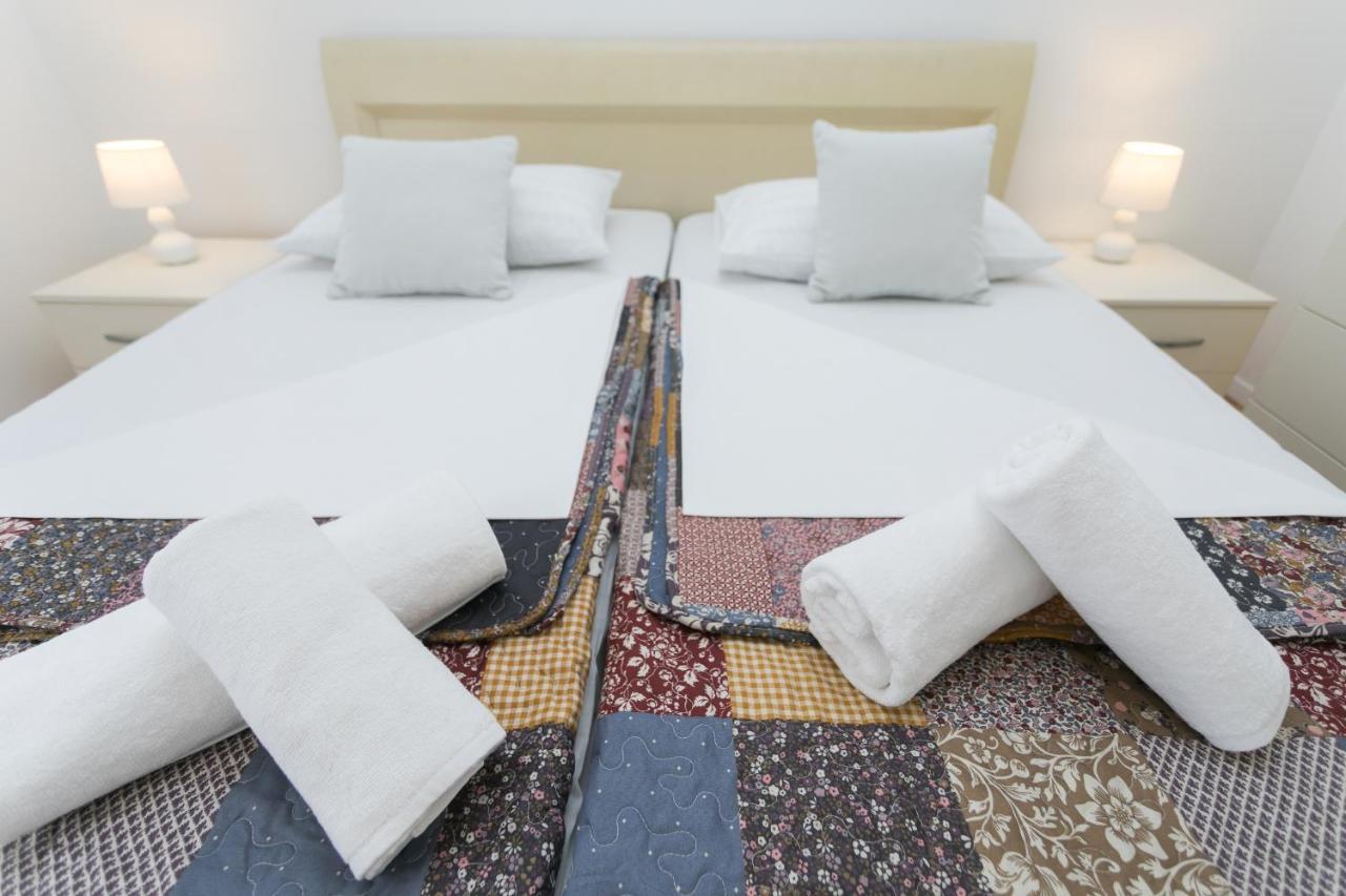 Bloom Apartment Split Buitenkant foto