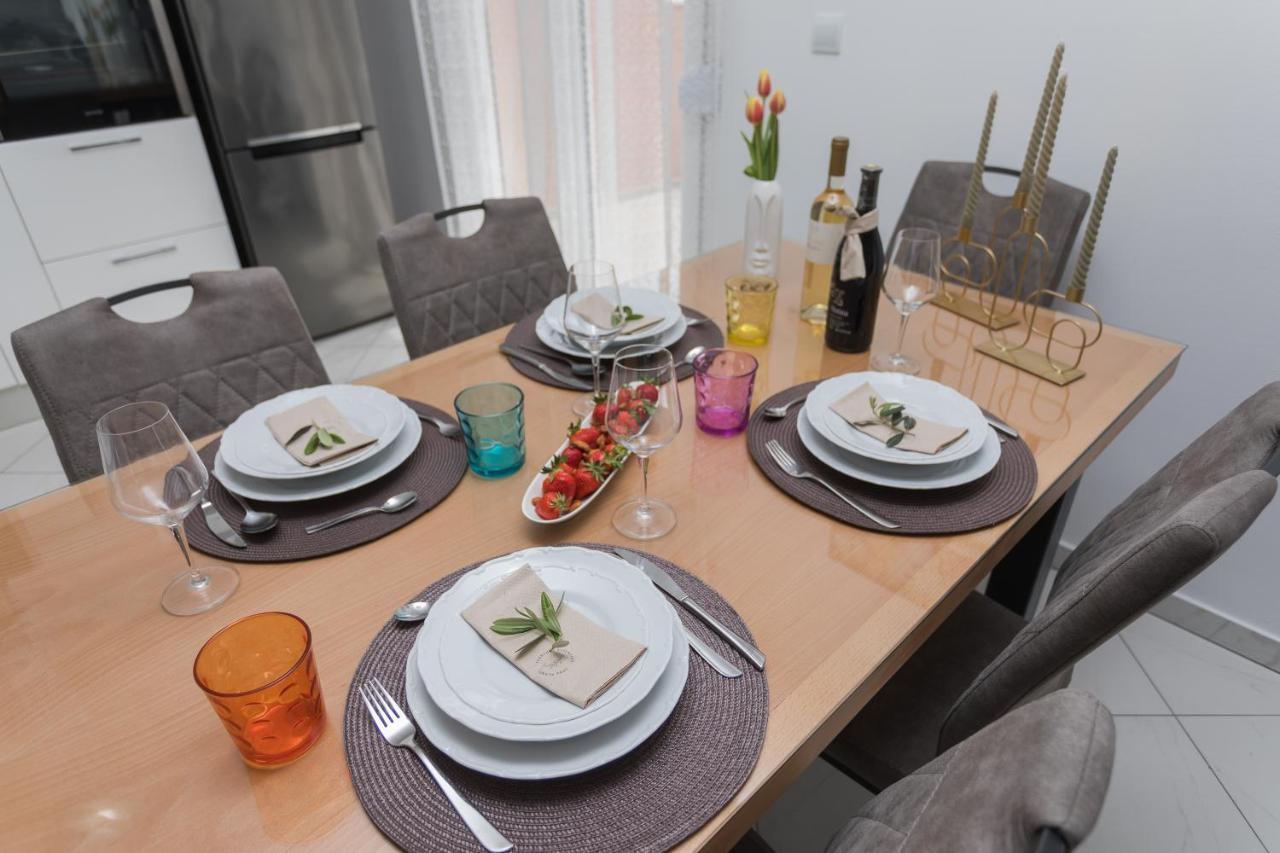 Bloom Apartment Split Buitenkant foto